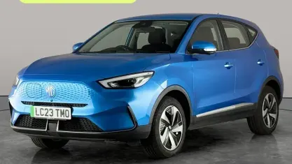 Used MG ZS SE 114 kW (156 HP) 2023 Blue SUV