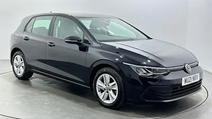 Used VW Golf VIII Life 150 HP (110 kW) 2023 Hatchback