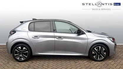 Used Peugeot 208 Allure 101 HP (74 kW) 2025 Grey Hatchback