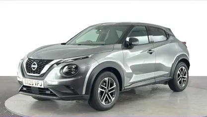Begagnad Nissan Juke N-Connecta 114 HK (83 kW) 2025 Grå SUV