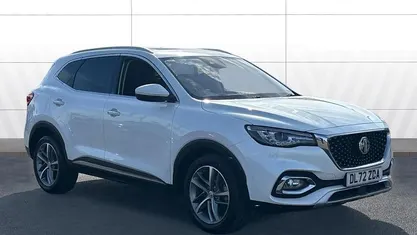 Used MG HS Exclusive 162 HP (119 kW) 2023 White SUV