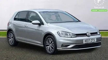 Second-hand VW Golf VII SE 116 CP (85 kW) 2017 Argintiu Hatchback