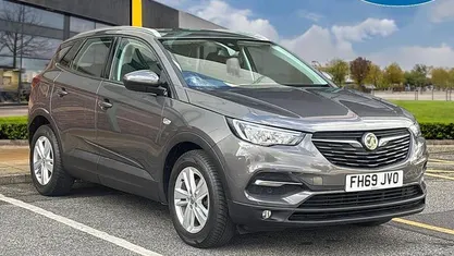 Used Vauxhall Grandland X 131 HP (96 kW) 2019 Grey SUV