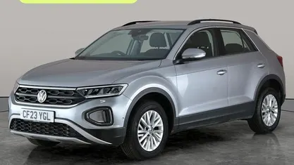 Used 2025 VW T-Roc Life SUV | £18,971 (Good price)