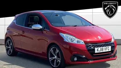 Used Peugeot 208 Prestige 208 HP (152 kW) 2018 Red Hatchback