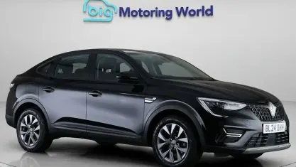 Used Renault Arkana Evolution 145 HP (106 kW) 2024 Black SUV
