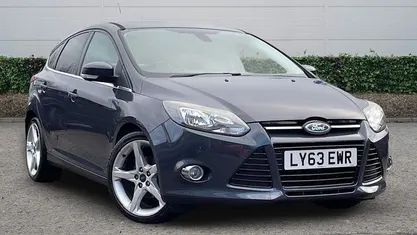 Grey Used 2014 Ford Focus Titanium Hatchback | £5,606 (Fair price)