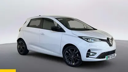 Used Renault Zoe Iconic 100 kW (136 HP) 2024 Hatchback