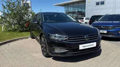 Black Used 2022 VW Passat SEL Estate | £18,995 (Fair price)