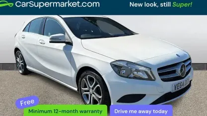 Begagnad Mercedes A180 122 HK (89 kW) 2014 Vit Halvkombi