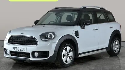 Used 2020 Mini Cooper Classic Hatchback | £12,374 (Fair price)