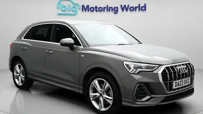 Usado Audi Q3 S-Line 245 HP (180 kW) 2023 Cinzento SUV