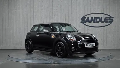Black Used 2017 Mini Cooper Hatch Hatchback | £9,799 (Fair price)