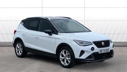 Used Seat Arona FR 110 HP (80 kW) 2023 White SUV