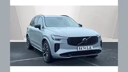 Begagnad Volvo XC90 Ultra 250 HK (183 kW) 2025 Grå SUV