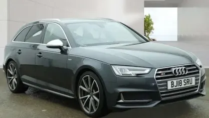 Usado Audi S4 354 HP (260 kW) 2018 Carrinha