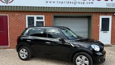 Black Used 2015 Mini Cooper Countryman SUV | £9,749 (Fair price)