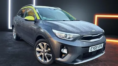 Used 2020 Kia Stonic SUV | £10,700 (Fair price)
