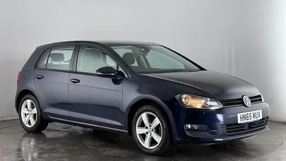 Used VW Golf VII Match 122 HP (89 kW) 2015 Blue Hatchback