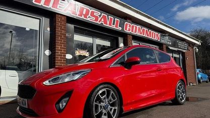 Begagnad Ford Fiesta Zetec 86 HK (63 kW) 2019 Halvkombi