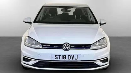 Used VW Golf VII SE 131 HP (96 kW) 2018 Hatchback