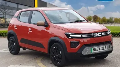 New Dacia Spring Extreme 47 kW (65 HP) 2025 Hatchback