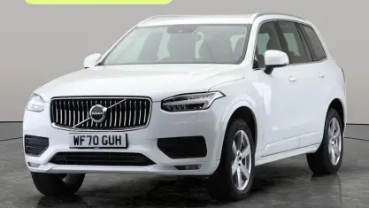 Usado Volvo XC90 Momentum 250 HP (183 kW) 2020 Branco SUV