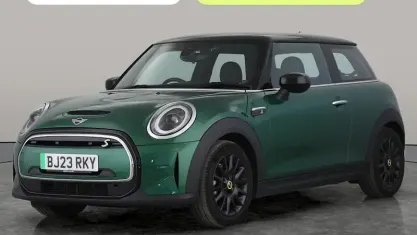Used Mini Cooper Level 2 135 kW (184 HP) 2023 Hatchback