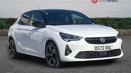 Used Vauxhall Corsa Ultimate 131 HP (96 kW) 2022 White Hatchback