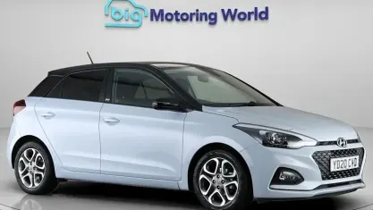 Used Hyundai i20 84 HP (61 kW) 2020 Blue Hatchback