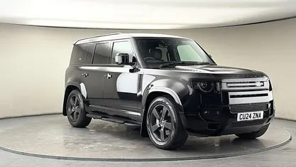 Used Land Rover Defender HSE Dynamic 300 HP (220 kW) 2024 SUV