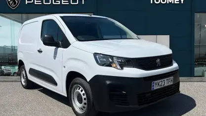 Used Peugeot Partner Premium 102 HP (75 kW) 2023 White MPV