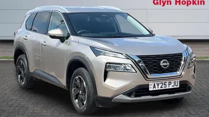 Used Nissan X-Trail N-Connecta 163 HP (119 kW) 2025 Silver SUV
