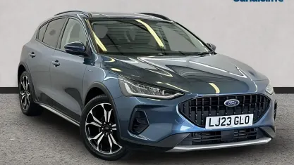 Used Ford Focus Active X 125 HP (91 kW) 2023 Blue Hatchback