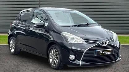 Used Toyota Yaris 69 HP (50 kW) 2016 Hatchback