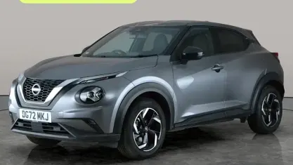 Usado Nissan Juke N-Connecta 114 HP (83 kW) 2023 Cinzento SUV