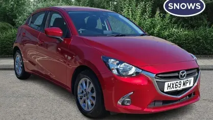 Used Mazda 2 90 HP (66 kW) 2019 Red Hatchback