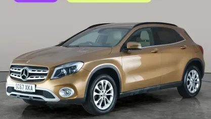 Used Mercedes GLA200 SE 136 HP (100 kW) 2017 Red SUV