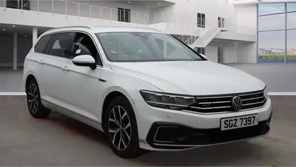 Used 2023 VW Passat GTE Estate | £11,490 (Super price)