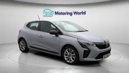 Used 2025 Renault Clio V Evolution Hatchback | £15,459 (Good price)