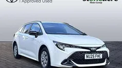 White Used 2025 Toyota Corolla | £24,600 (Fair price)