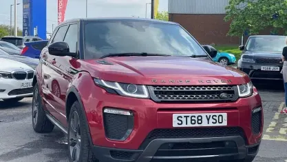 Used Land Rover Range Rover evoque Landmark 180 HP (132 kW) 2018 Red SUV
