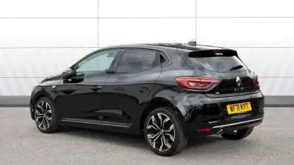 Used Renault Clio V SE 90 HP (66 kW) 2021 Black Hatchback