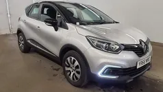 Used 2019 Renault Captur Play SUV | £9,795 (Fair price)