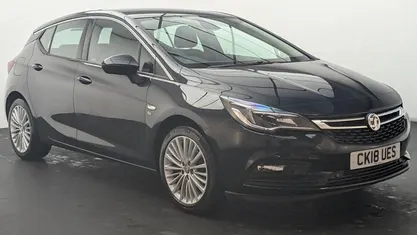 Used 2018 Vauxhall Astra Elite Hatchback | £11,050 (Fair price)
