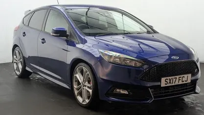 Blue Used 2016 Ford Focus ST Hatchback | £14,750 (Fair price)