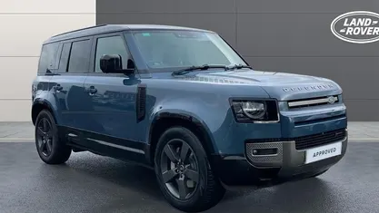 Used Land Rover Defender HSE Dynamic 300 HP (220 kW) 2024 SUV