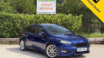 Begagnad Ford Focus ST-Line 140 HK (102 kW) 2017 Blå Halvkombi