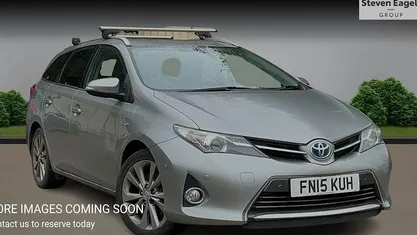 Used 2014 Toyota Auris Touring Sports Estate | £9,944 (Fair price)