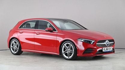 Second-hand Mercedes A200 AMG Line Premium Plus 163 CP (119 kW) 2021 Hatchback
